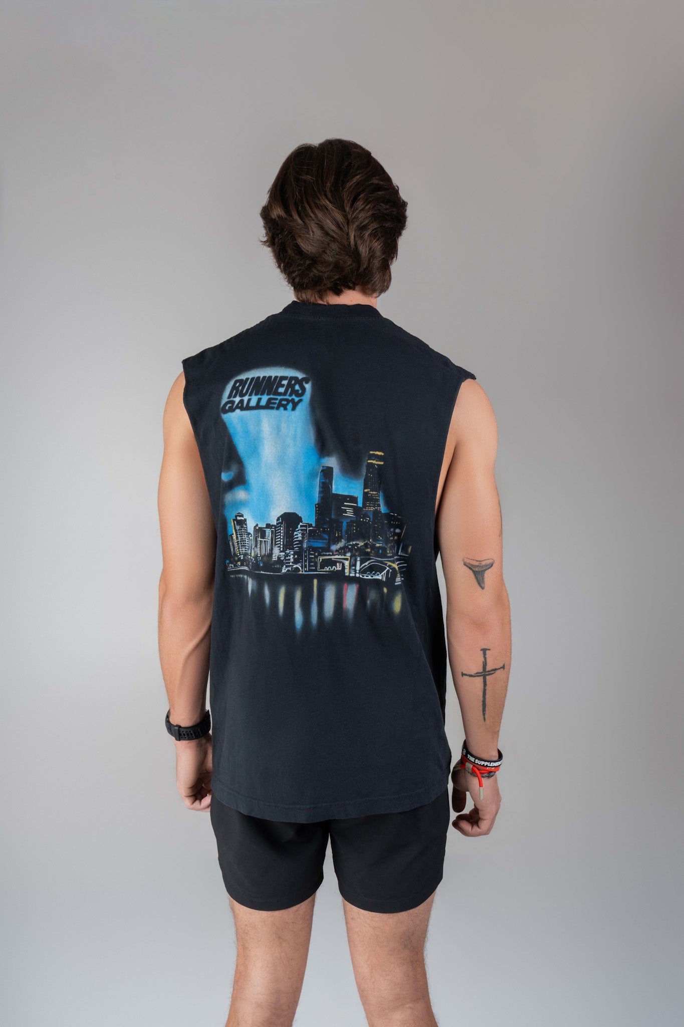 SLEEVELESS MUSCLE TEE - CITY OF RG WPB